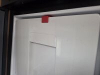 Halter für Gefrierfachklappe